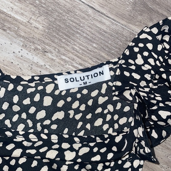 Solution Medium - Picture 3 of 6